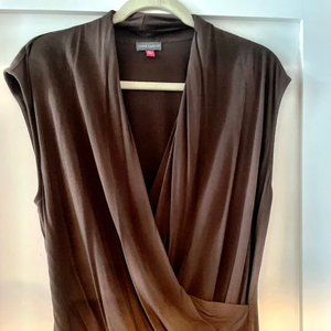 Vince Camuto XL cross over shell top